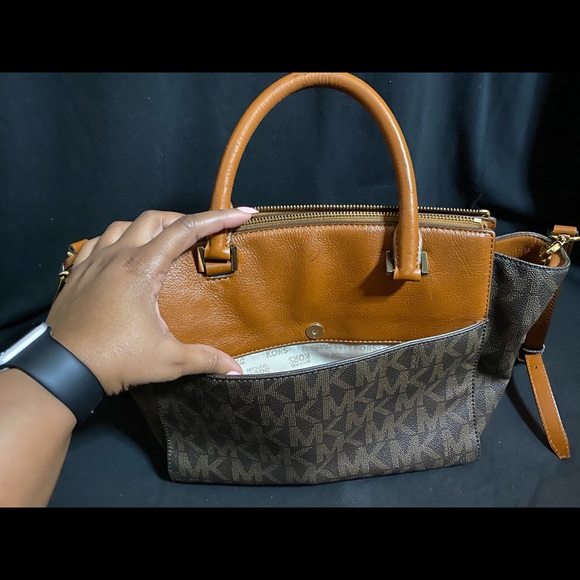 Micheal Kors handbag - Picture 5 of 5